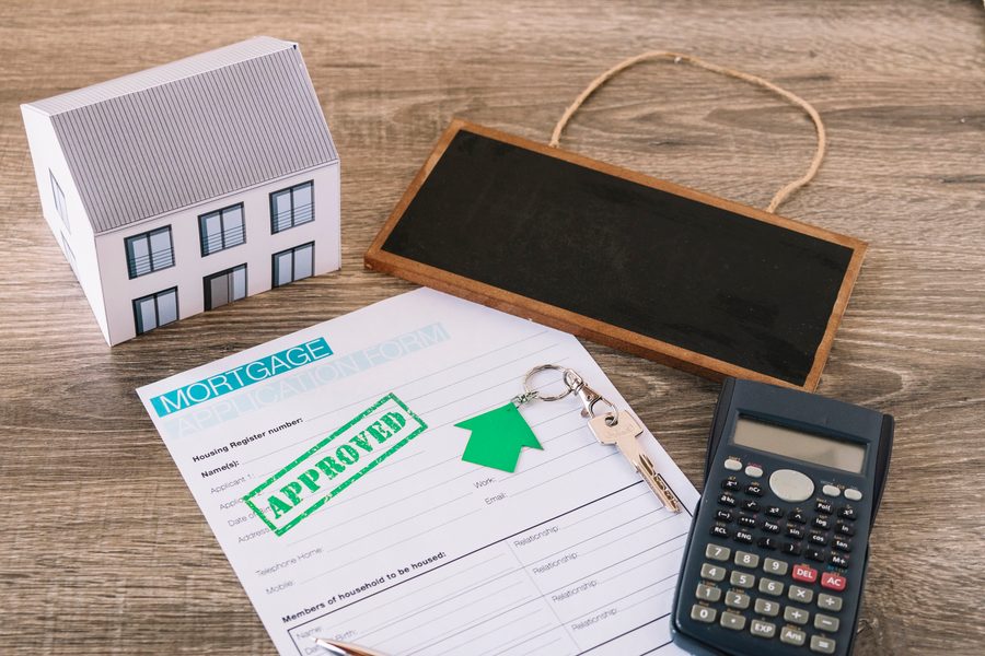 Comparison of median interest rates for site-built, real-property MH, and chattel loans