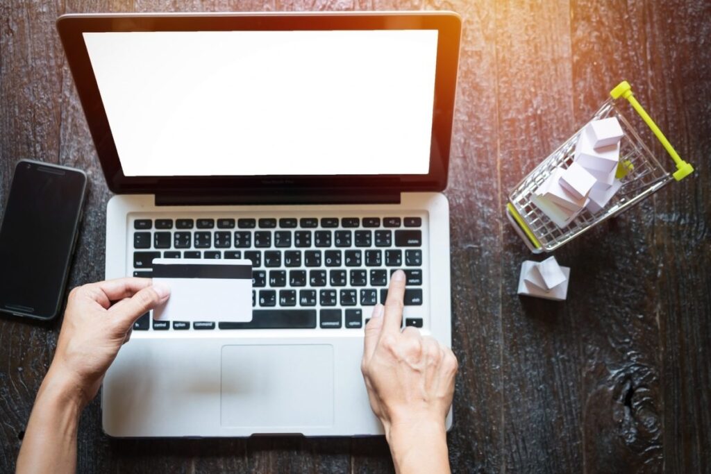 Comparison of soft pull and hard pull credit inquiries on a digital lending platform